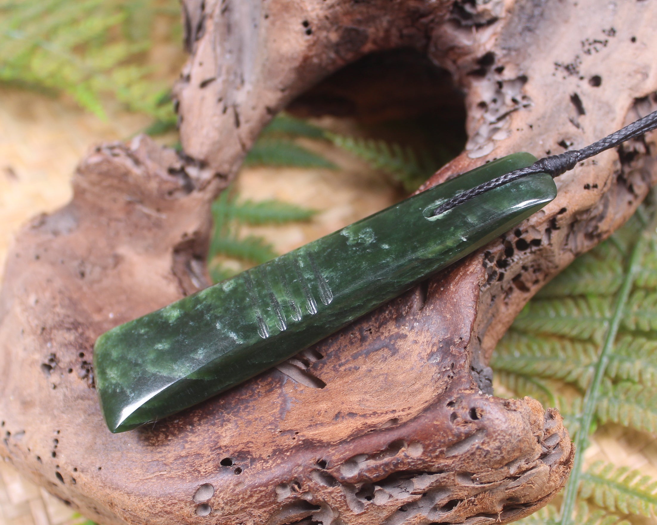 Kawakawa Pounamu Toki