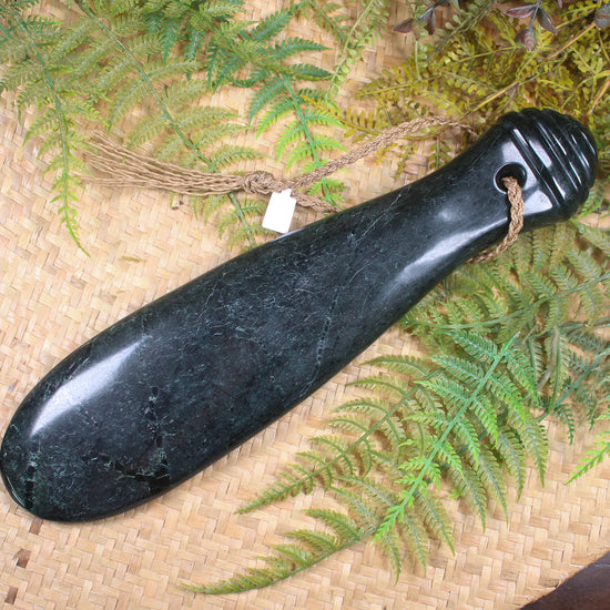 Mere carved from Serpentine Pounamu - NZ Greenstone