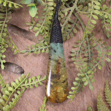 Flower Jade Pounamu - NZ Greenstone