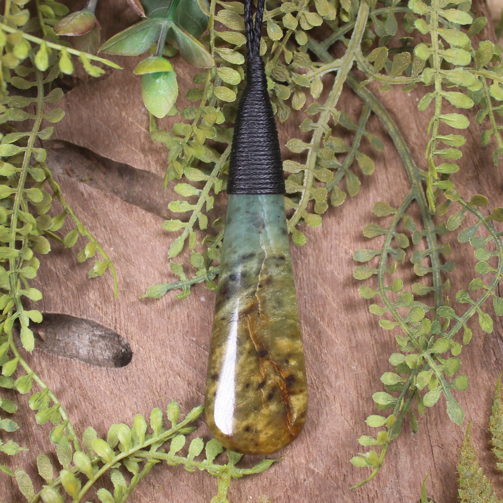 Flower Jade Pounamu - NZ Greenstone