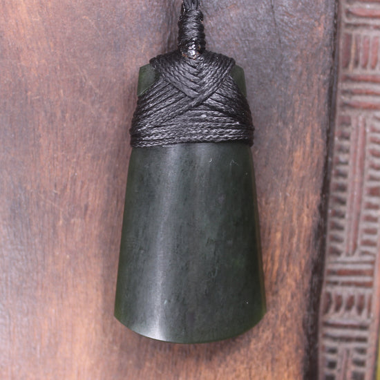 Kawakawa Pounamu Toki