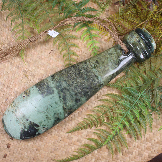 Mere carved from Serpentine Pounamu - NZ Greenstone