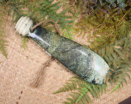 Mere carved from Serpentine Pounamu - NZ Greenstone