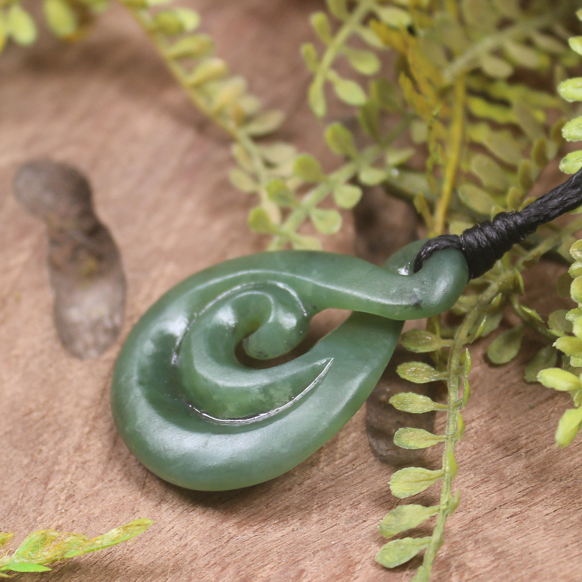Koru Twist carved from Hapopo Pounamu - NZ Greenstone