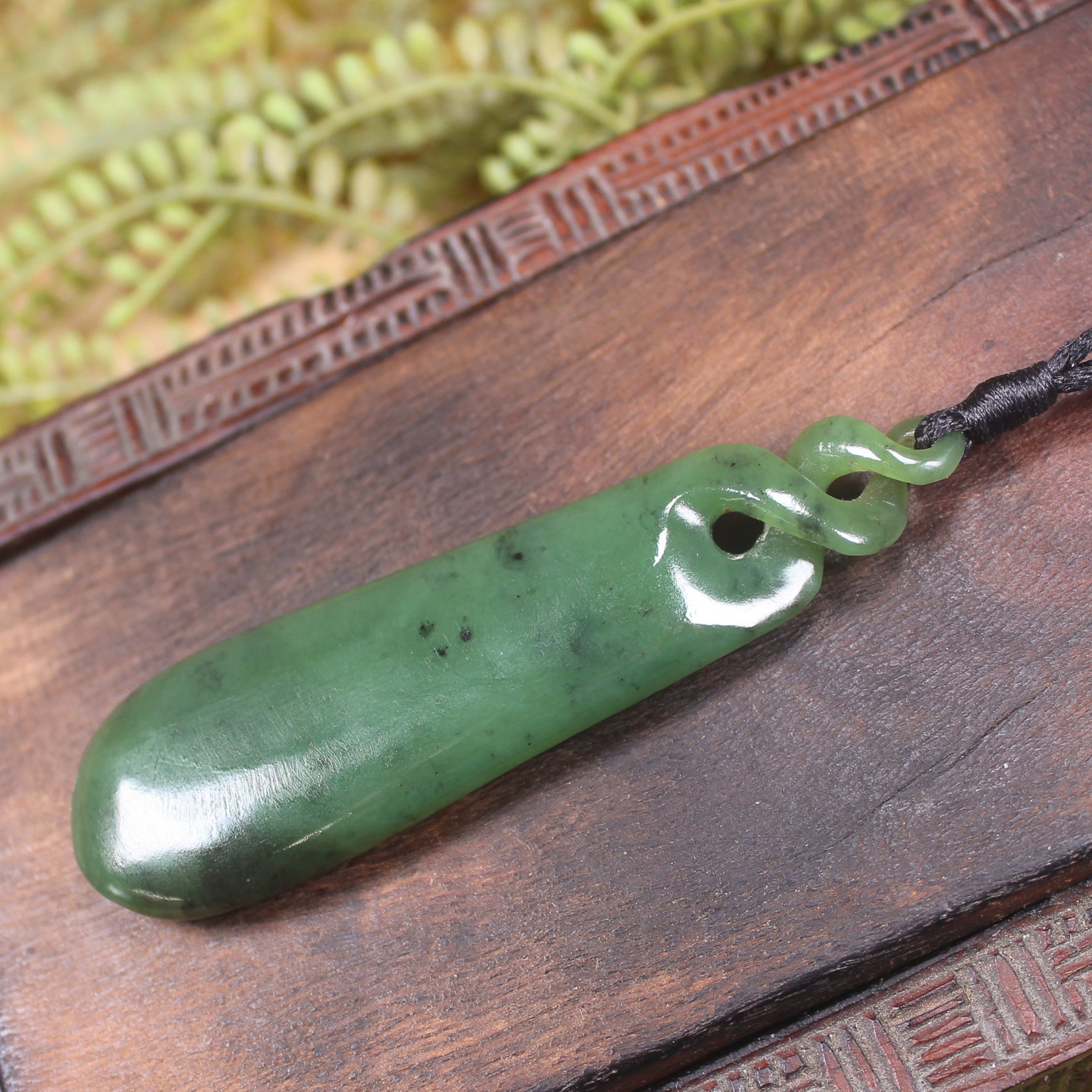 Hapopo Pounamu Roimata Pendant - NZ Greenstone