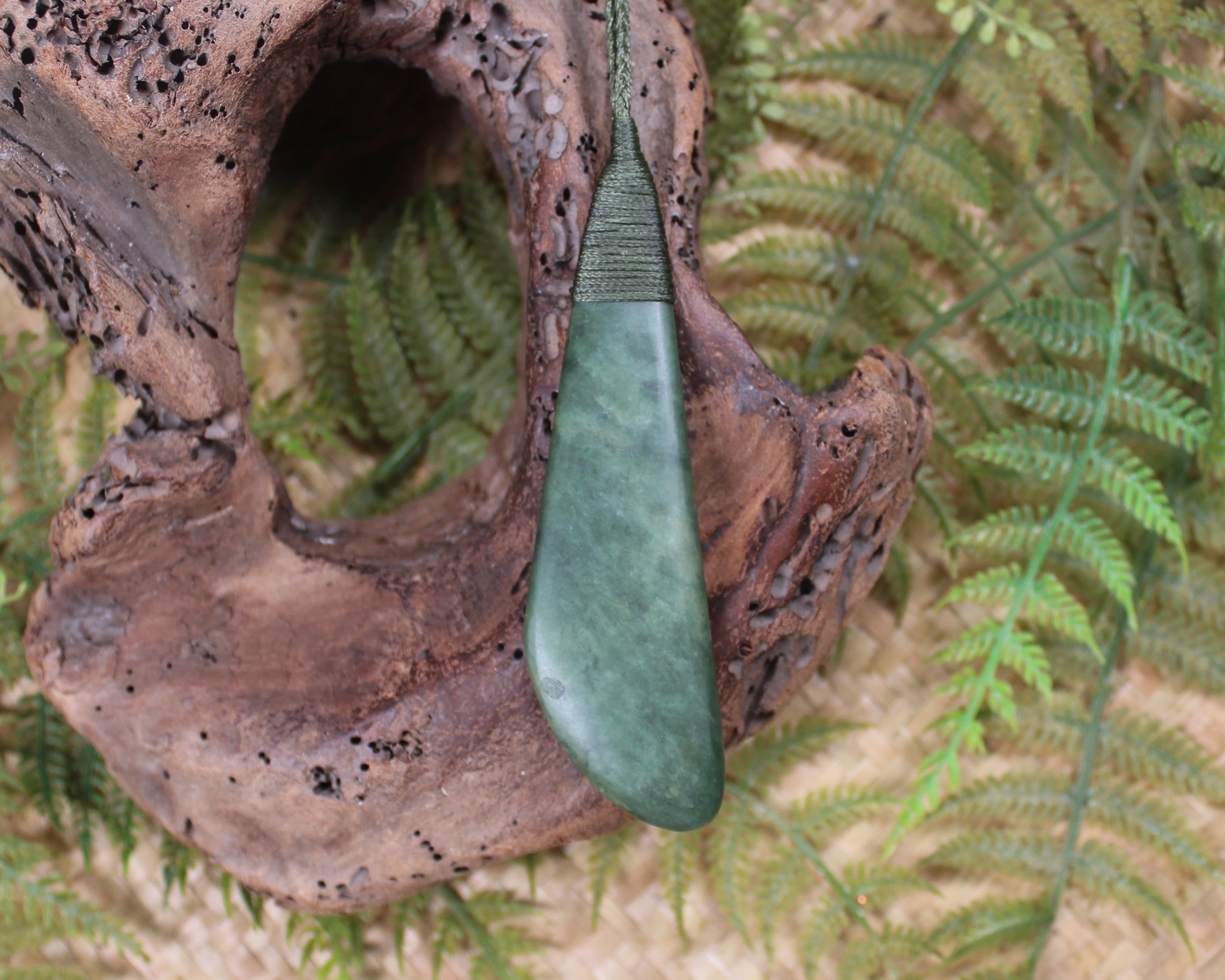 Flower Jade Pounamu - NZ Greenstone