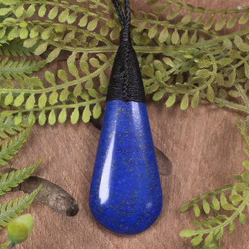 Lapis Lazuli Roimata pendant