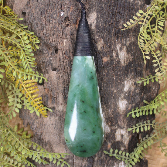 Roimata Teardrop carved from Hapopo Pounamu - NZ Greenstone