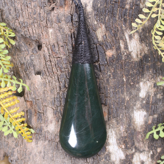 Kawakawa Pounamu Roimata Pendant - NZ Greenstone