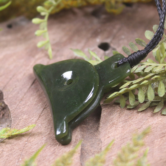 Dog Whistle carved from Kawakawa Pounamu - NZ Greenstone