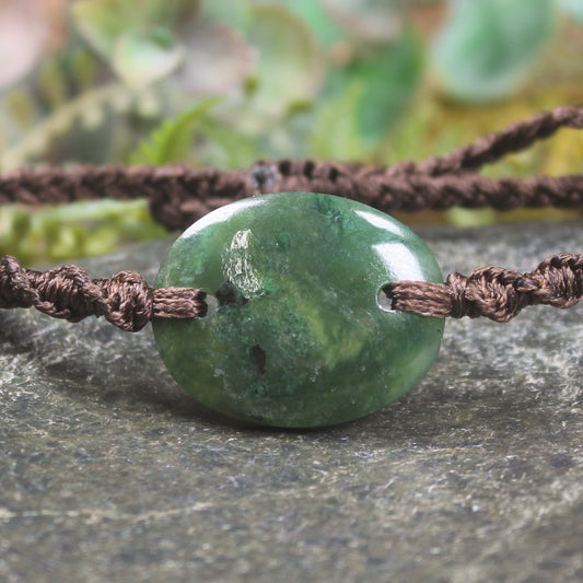 Adjustable cord bracelet with Kawakawa Pounamu