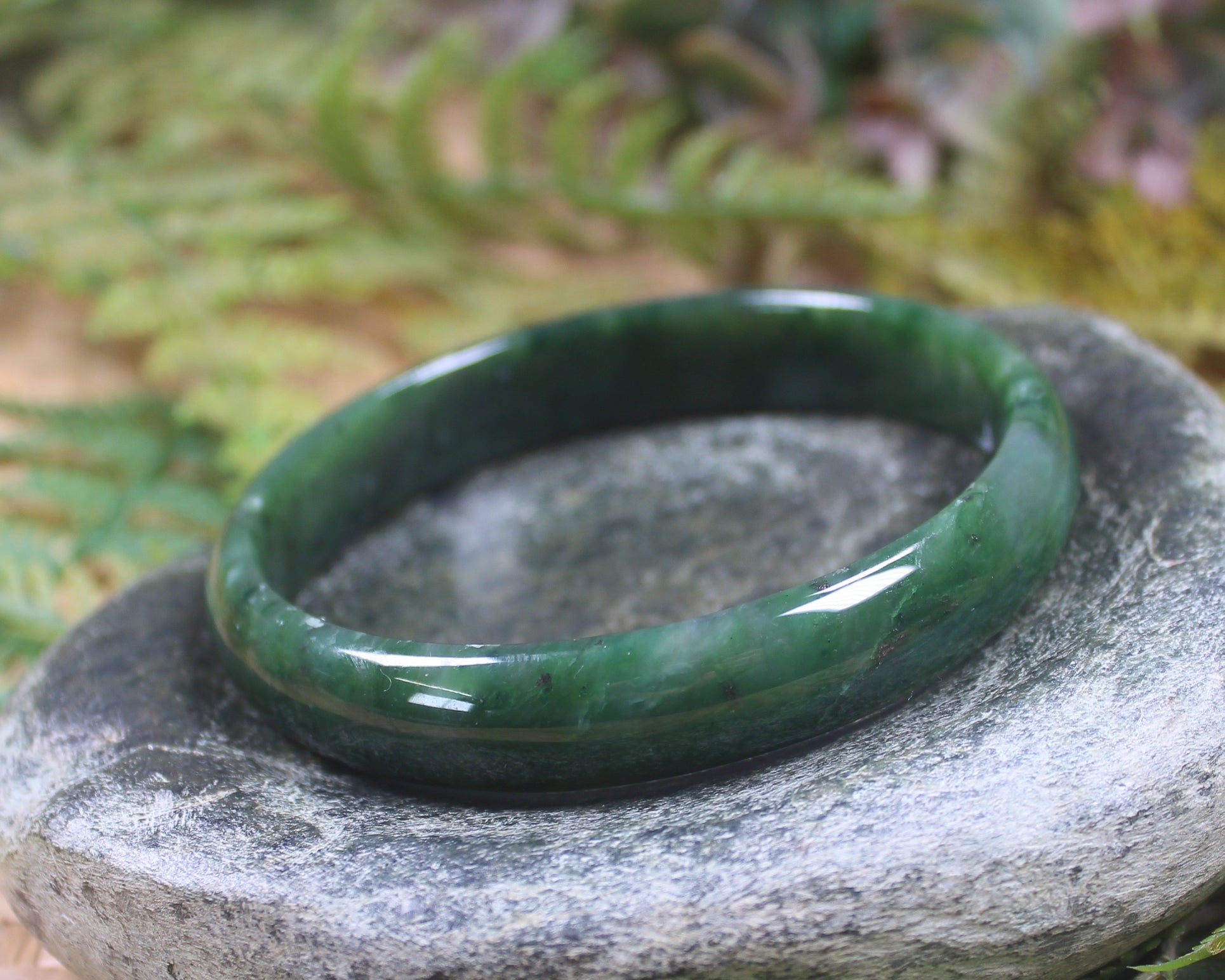 Bangle carved from Kawakawa Pounamu - NZ Greenstone