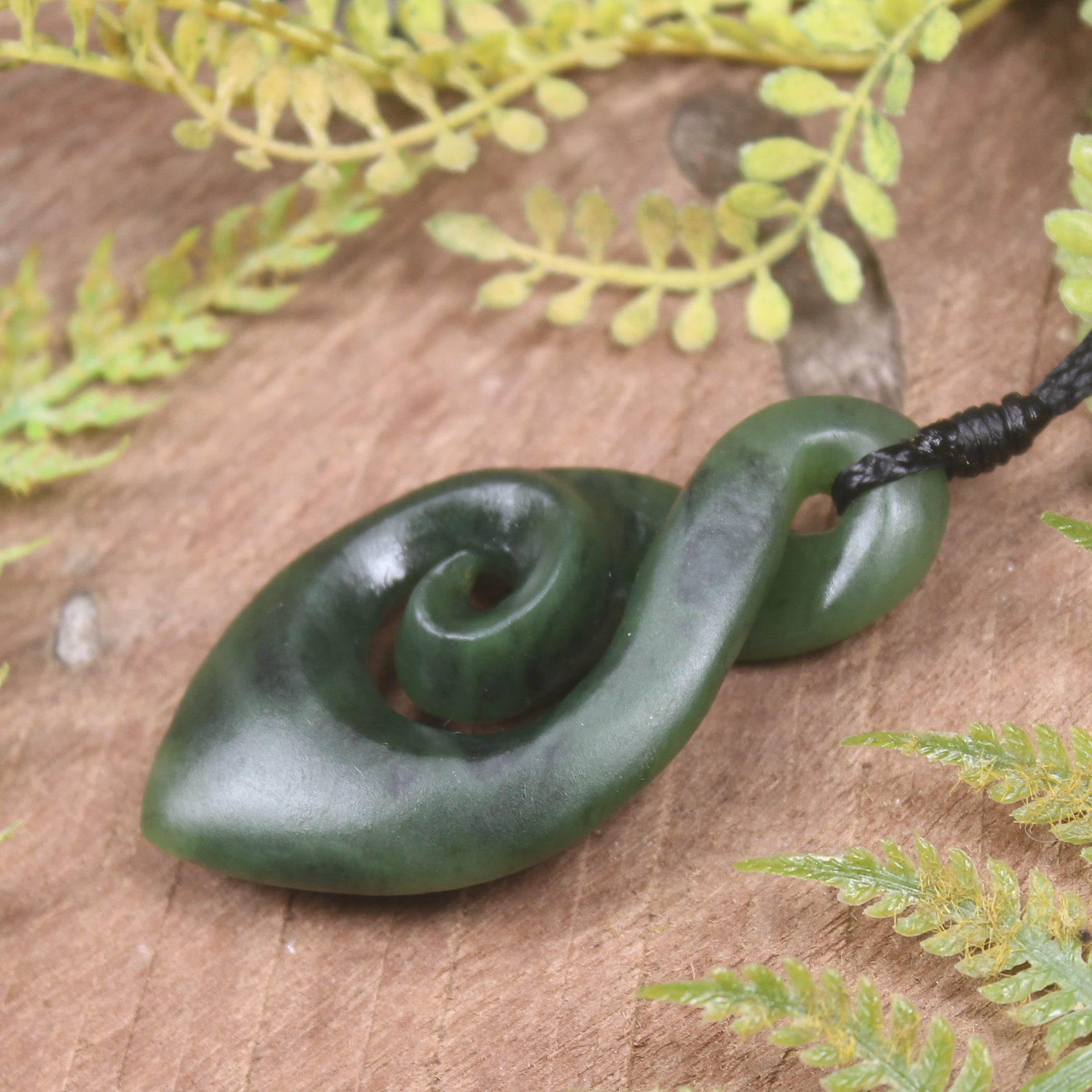 Hapopo Pounamu Twist- NZ Greenstone