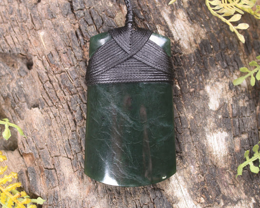 Kawakawa Pounamu Toki