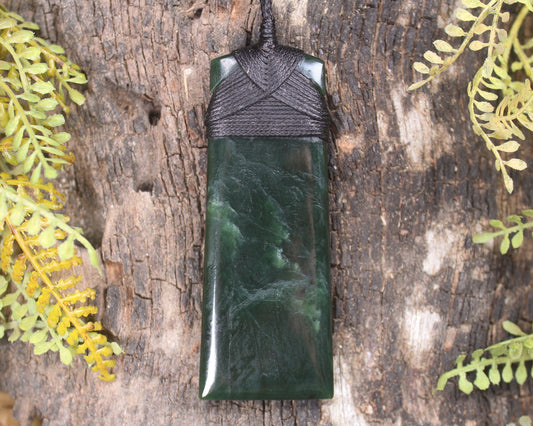 Kawakawa Pounamu Toki