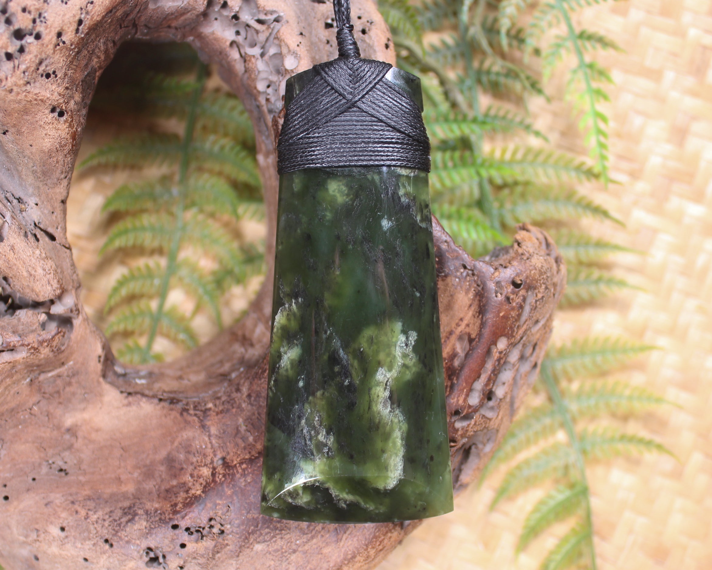 Rimu Pounamu Toki