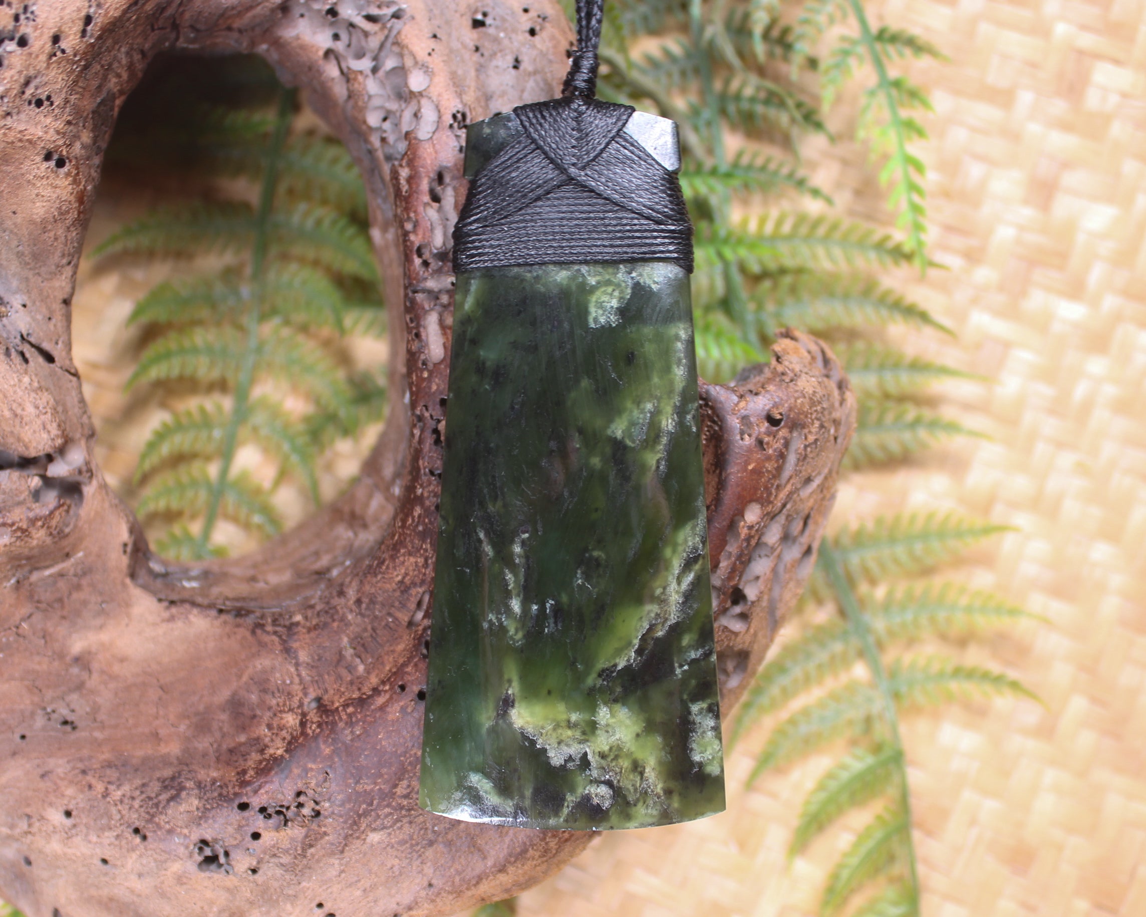 Rimu Pounamu Toki