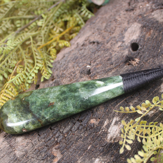 Roimata Teardrop carved from Hapopo Pounamu - NZ Greenstone