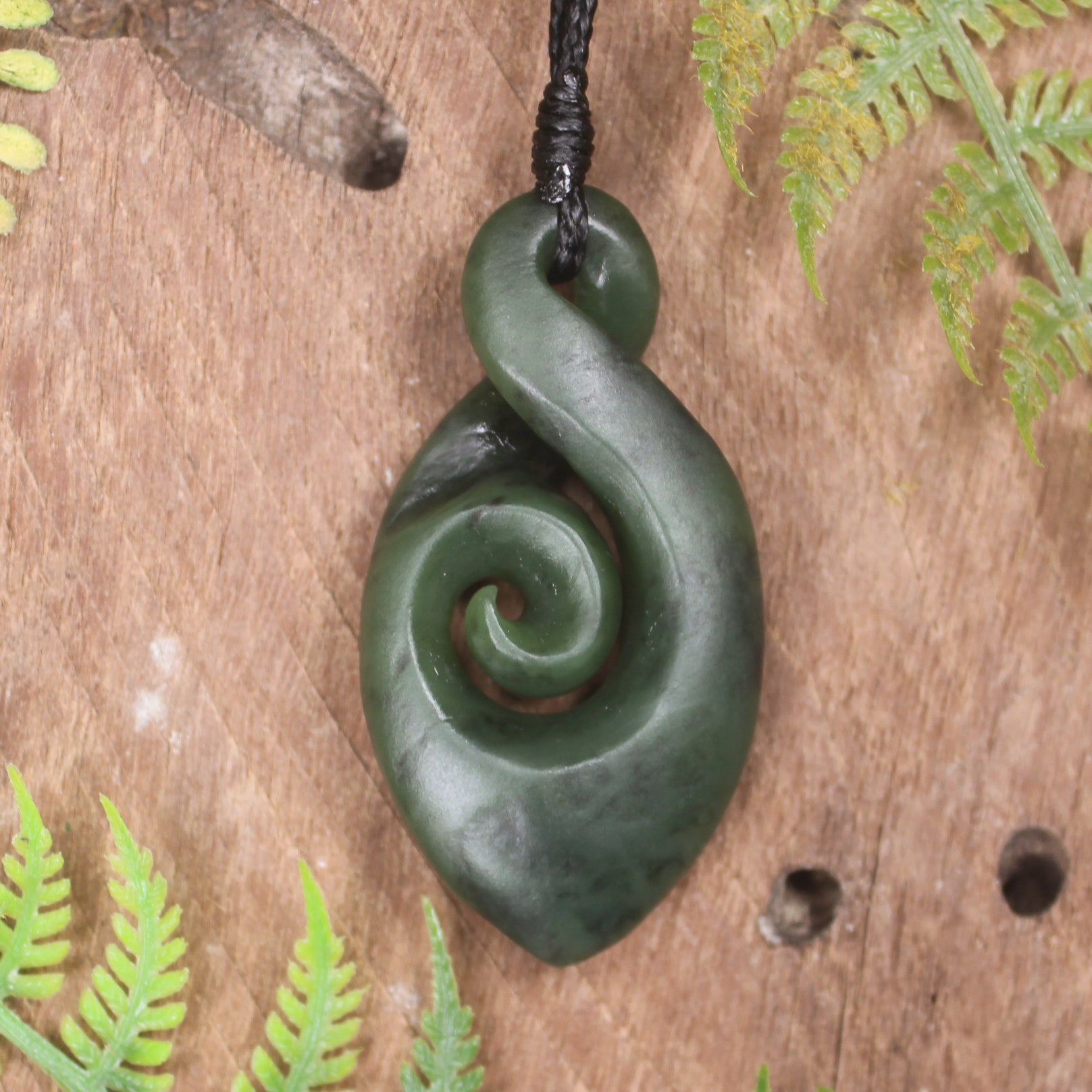 Hapopo Pounamu Twist- NZ Greenstone