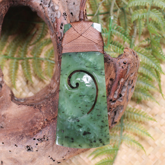 Toki or Adze with Koru carved from Hapopo Pounamu - NZ Greenstone