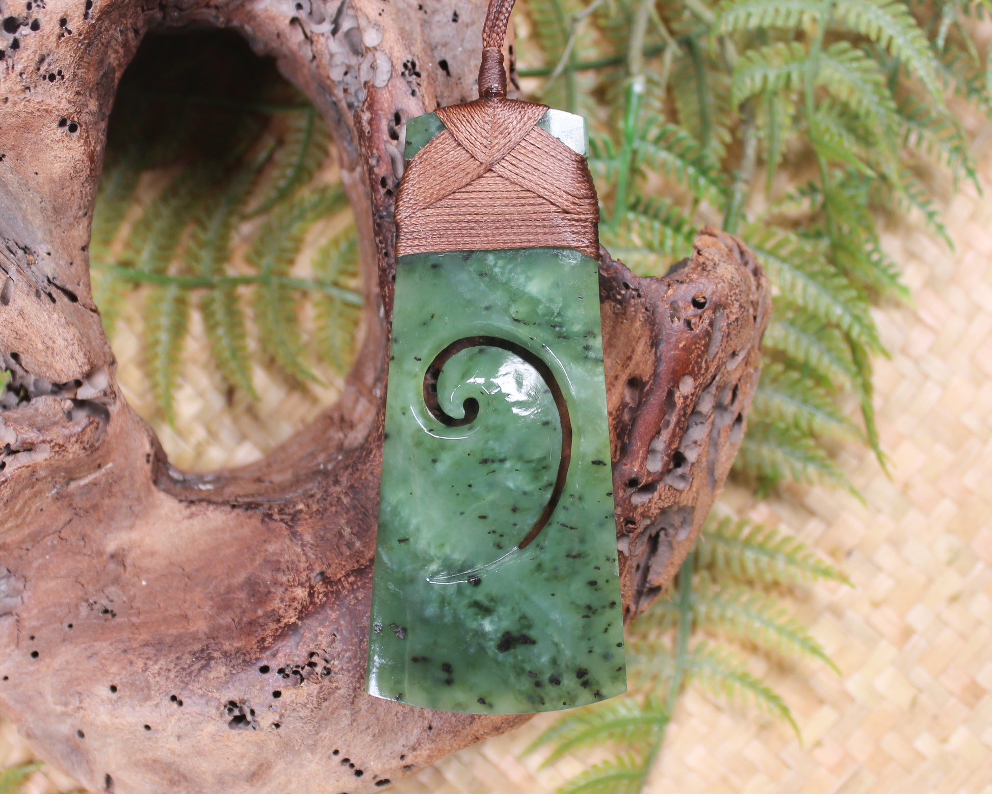 Toki or Adze with Koru carved from Hapopo Pounamu - NZ Greenstone