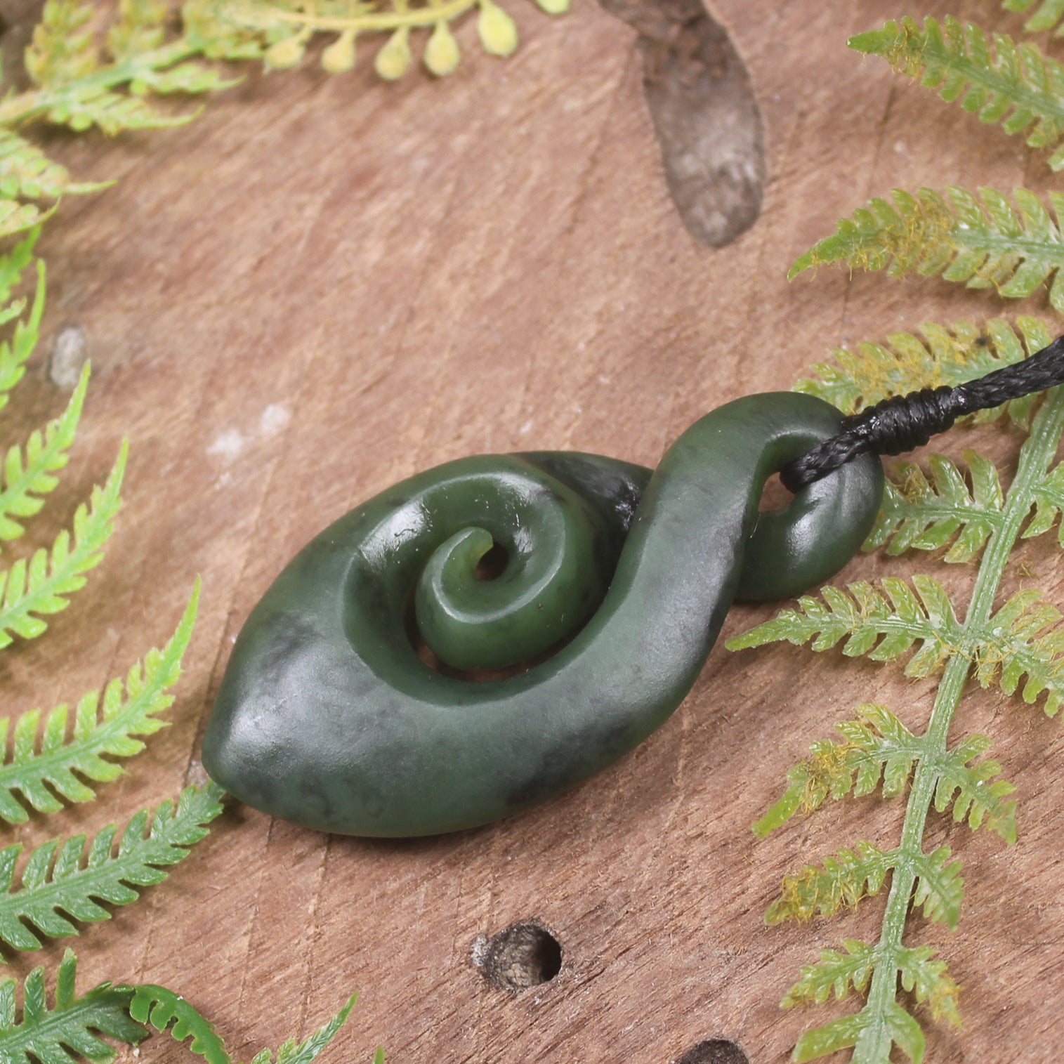 Hapopo Pounamu Twist- NZ Greenstone
