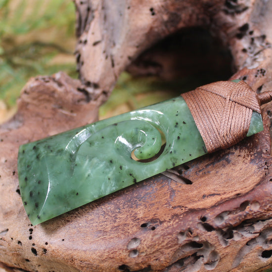 Toki or Adze with Koru carved from Hapopo Pounamu - NZ Greenstone