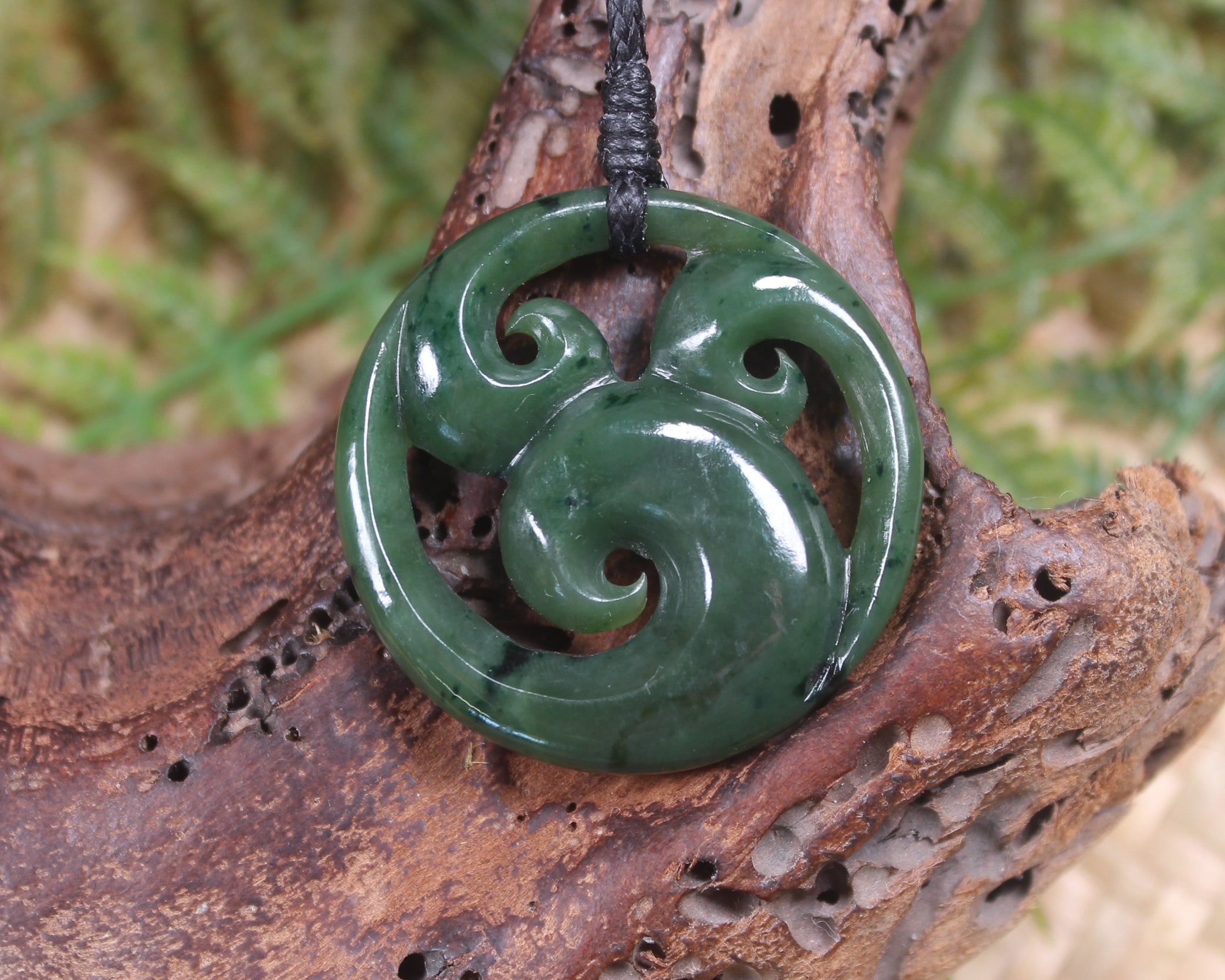 Koru pendant carved from Kawakawa Pounamu - NZ Greenstone