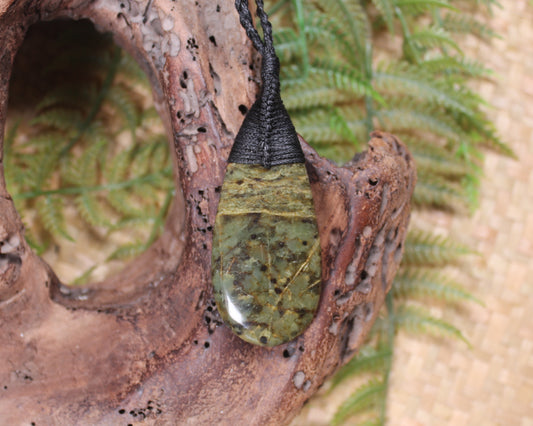 Rimu Pounamu Roimata - NZ Greenstone