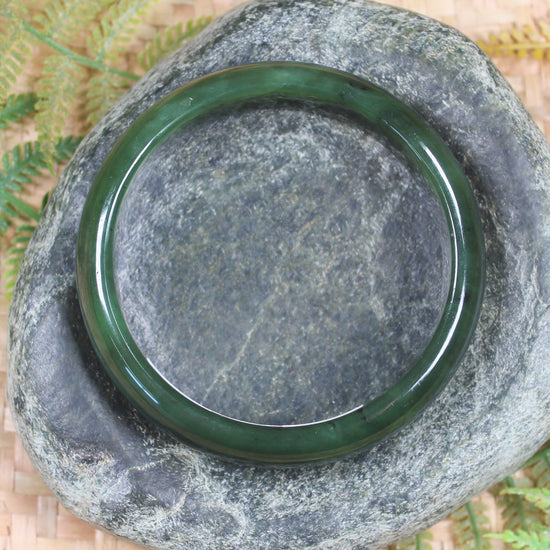 Bangle carved from Kawakawa Pounamu - NZ Greenstone