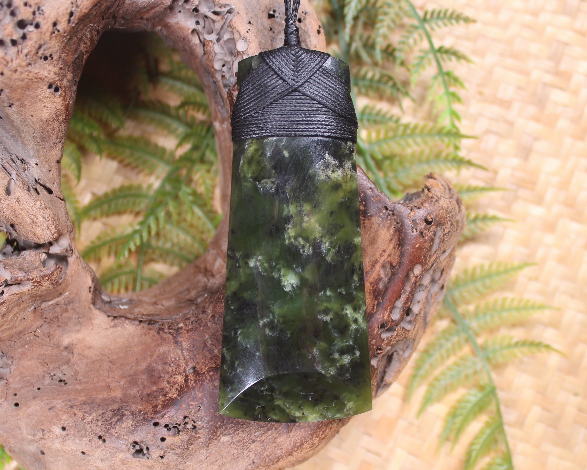 Rimu Pounamu Toki