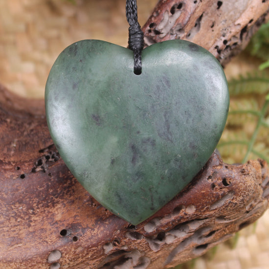 Heart carved from Hapopo Pounamu - NZ Greenstone