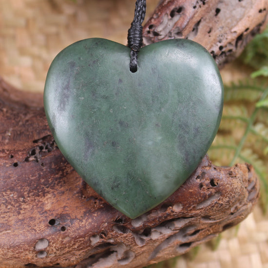 Heart carved from Hapopo Pounamu - NZ Greenstone