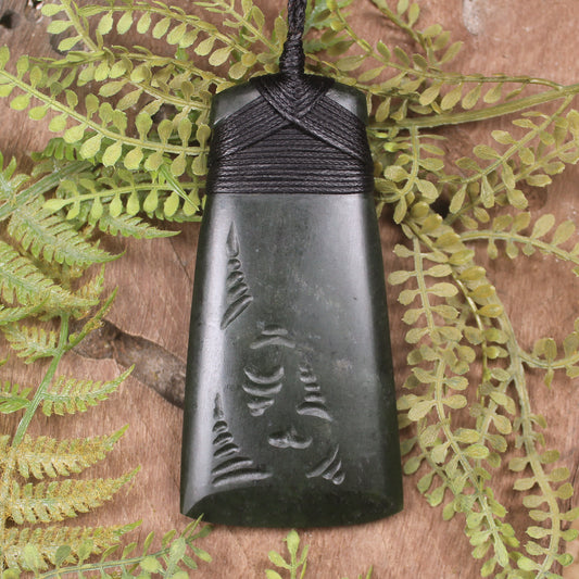Rimu Pounamu Toki Pendant - NZ Greenstone