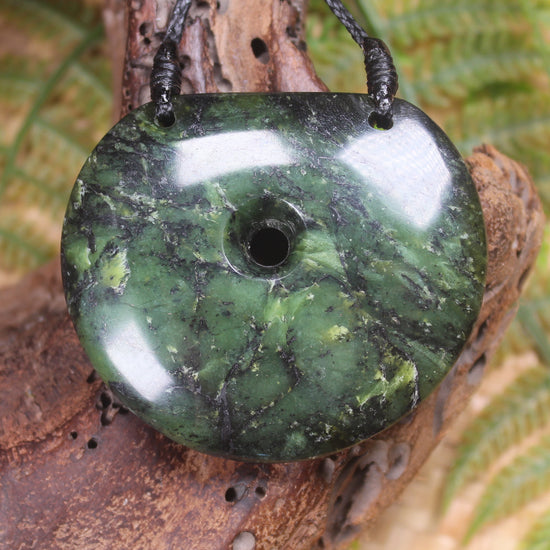 Porowhita carved from Douglas Creek Pounamu - NZ Greenstone