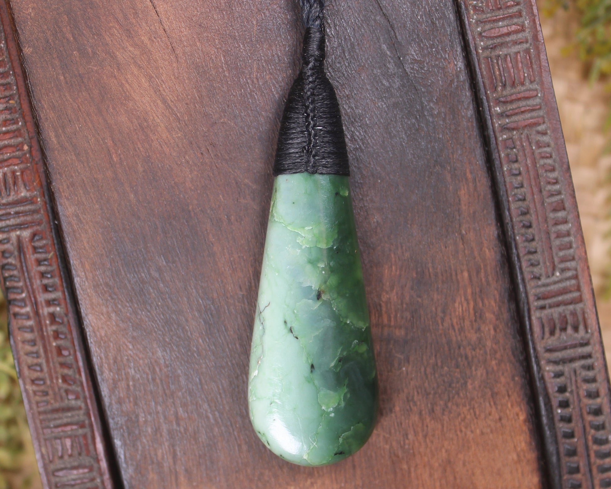 Kawakawa Pounamu Roimata Pendant - NZ Greenstone