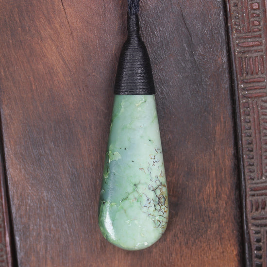 Kawakawa Pounamu Roimata Pendant - NZ Greenstone