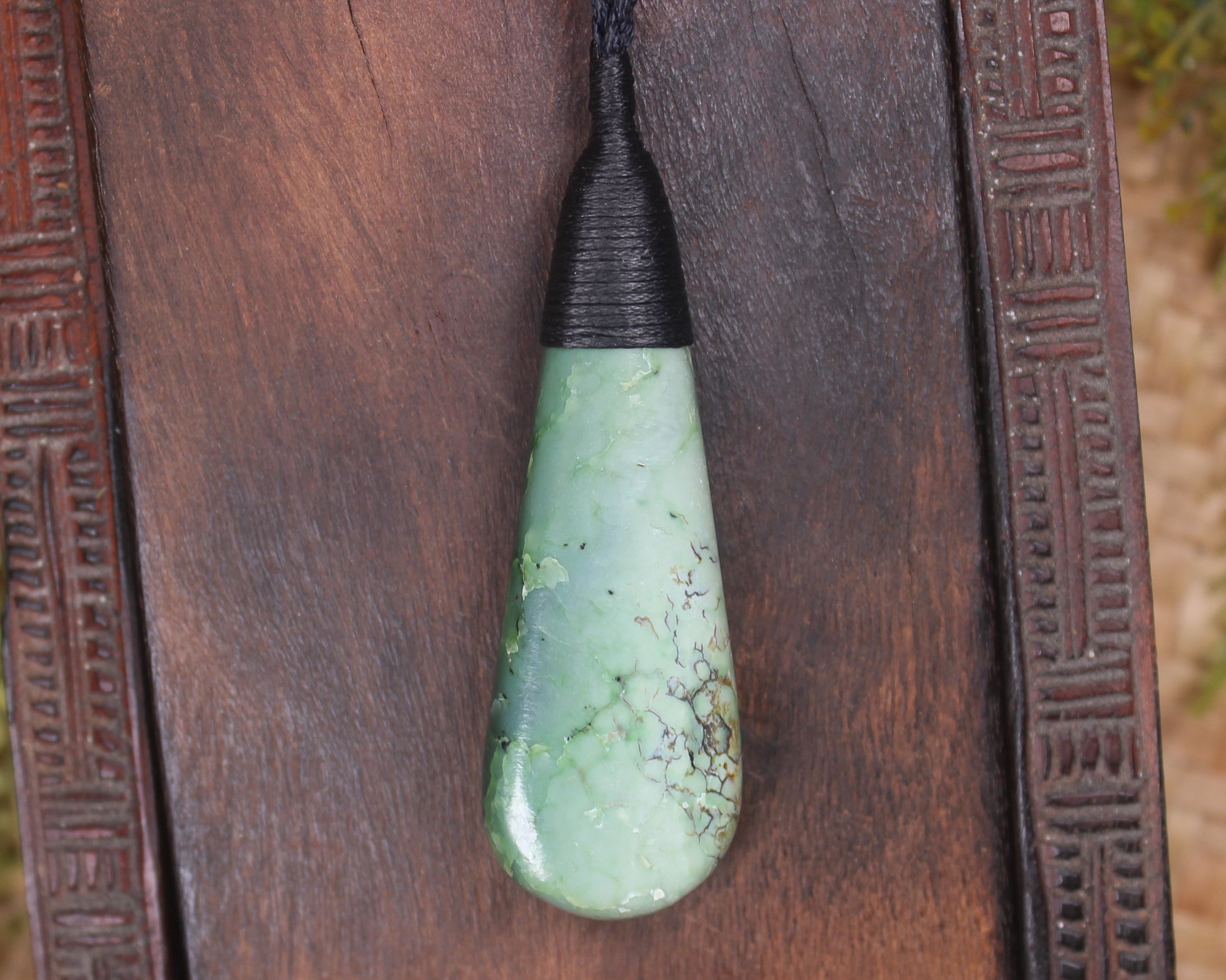 Kawakawa Pounamu Roimata Pendant - NZ Greenstone