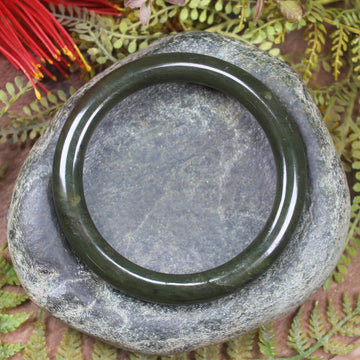 Rimu Pounamu Bangle
