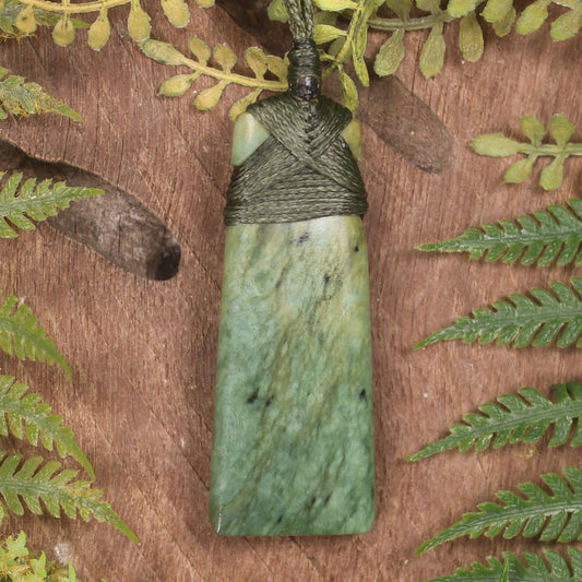 Flower Jade Pounamu Toki
