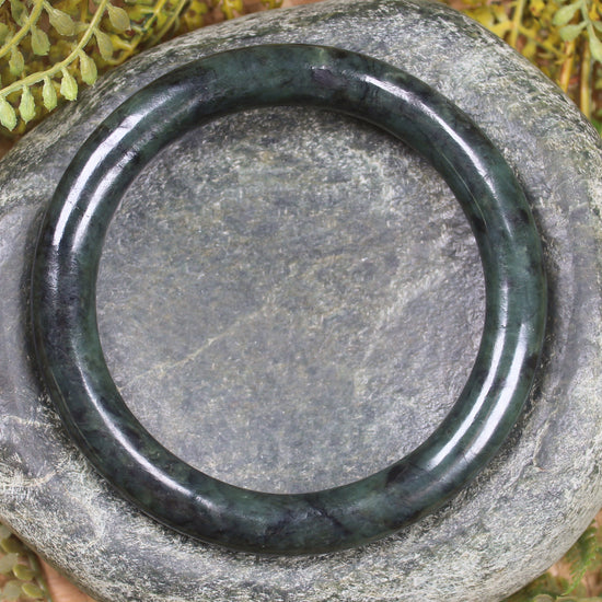 Bangle carved from Rimu Pounamu - NZ Greenstone