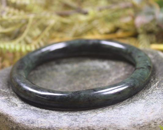Bangle carved from Rimu Pounamu - NZ Greenstone