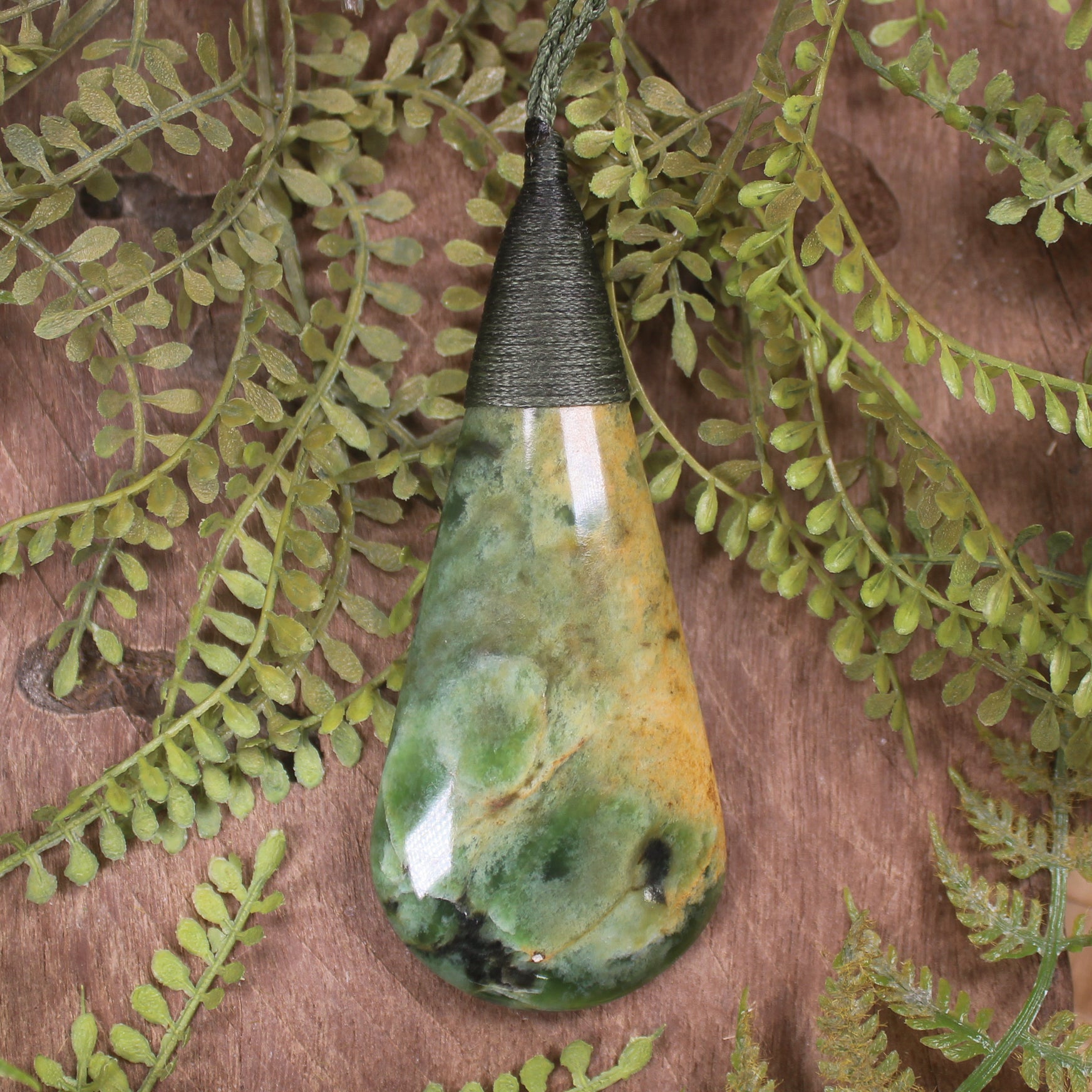 Flower Jade Pounamu - NZ Greenstone