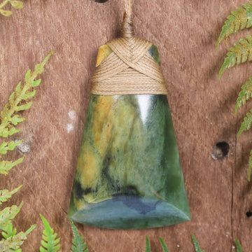 Flower Jade Pounamu Toki