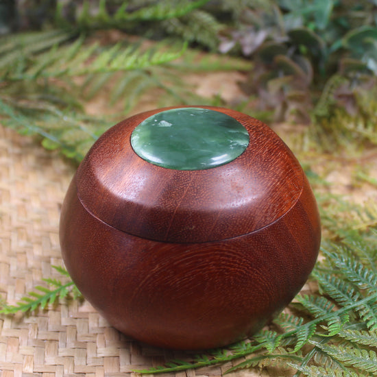Wooden container with Inanga 
Pounamu set into lid - NZ Greenstone