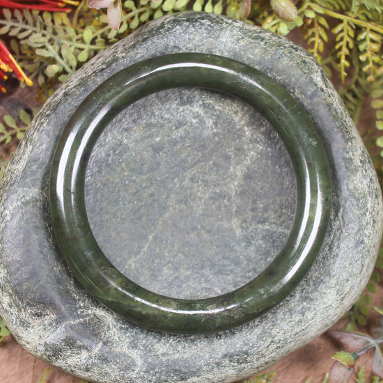 Rimu Pounamu Bangle