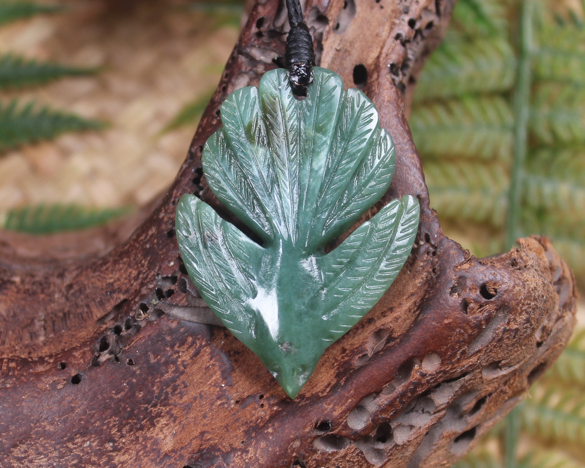 Pīwakawaka or Fantail Bird Pendant carved from Inanga Pounamu - NZ Greenstone