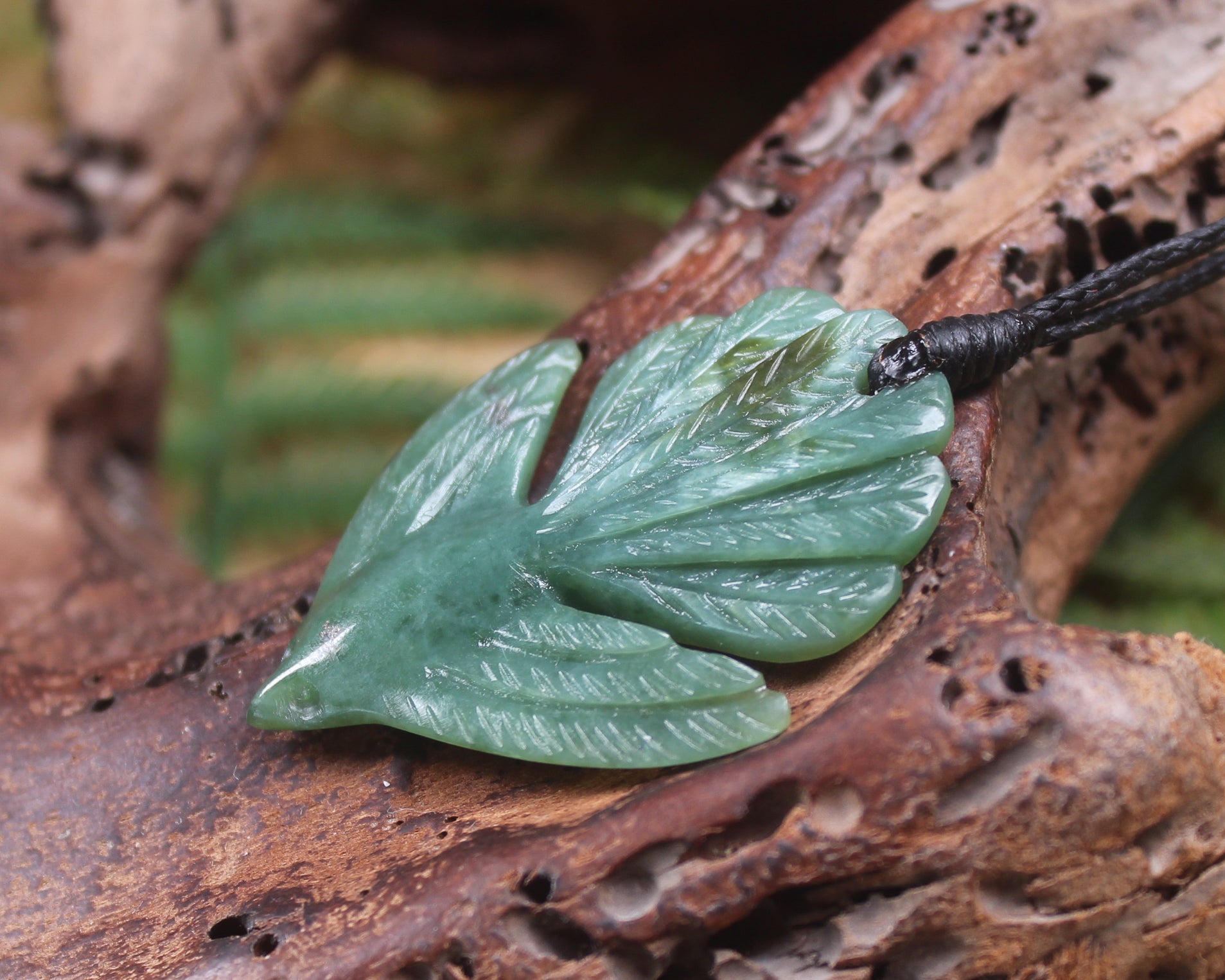 Pīwakawaka or Fantail Bird Pendant carved from Inanga Pounamu - NZ Greenstone