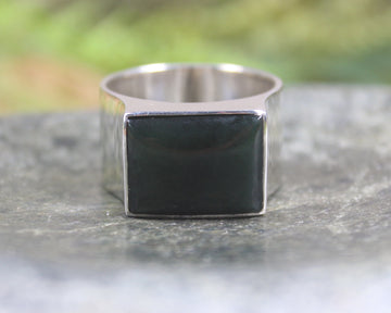 Sterling Silver Kawakawa Pounamu Ring - NZ Greenstone