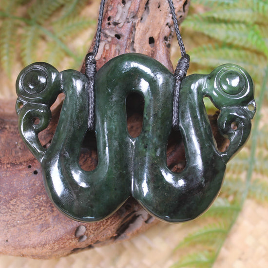 Pekapeka Pendant carved from Kawakawa Pounamu - NZ Greenstone